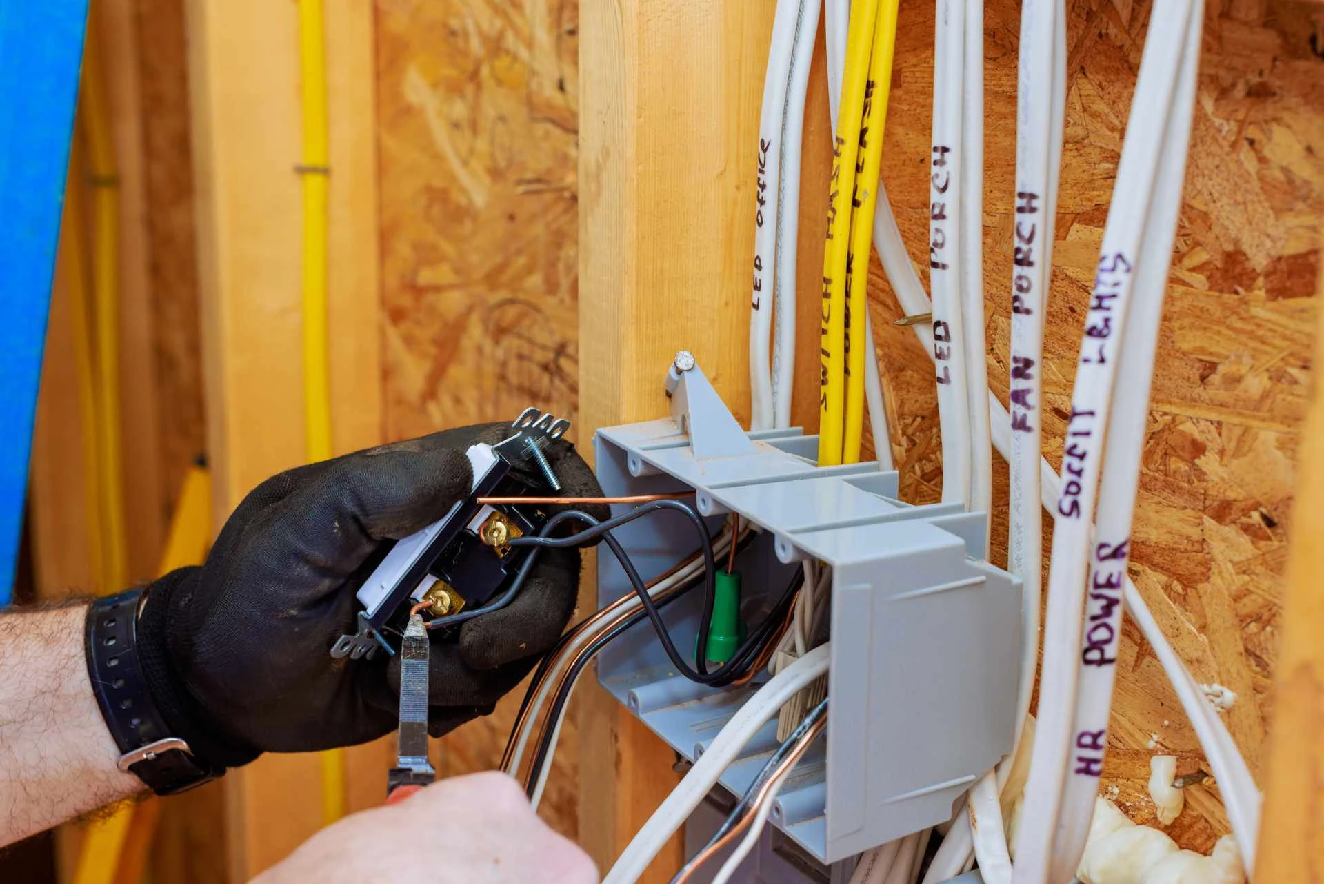 ALEX'ELECTRICITÉ - Rénovation et mise aux normes électriques à Reims